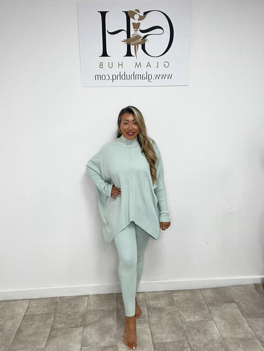 Pearl neck lounge wear (mint)